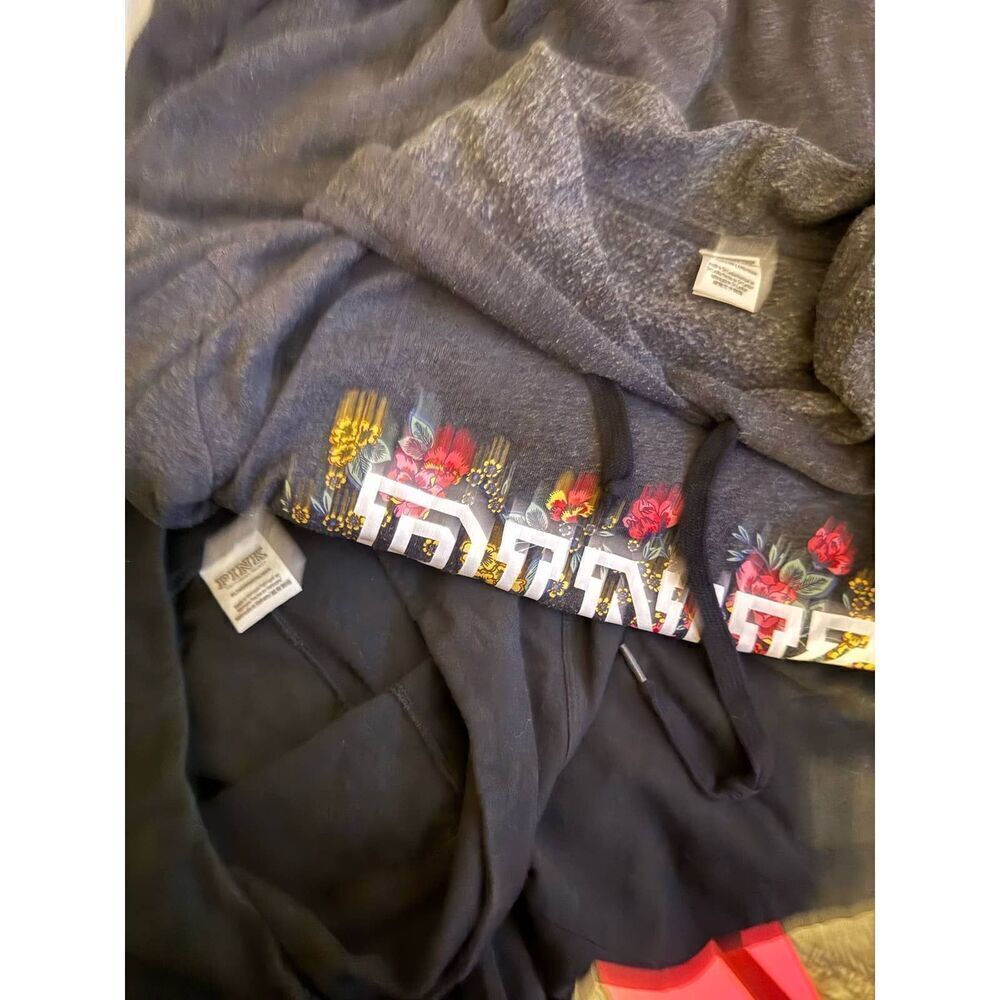 VS Pink set tracksuit- leggings & hoodie sweatshirt grey/black flower floral XL - Picture 3 of 6